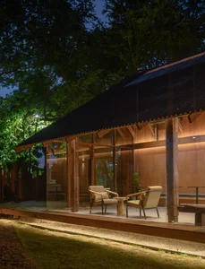 Discover Little Ground Common Space: A Stunning Urban Forest Cafe in Udon Thani Featuring Biophilic Architecture and Lush Greenery-1