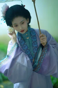 The Timeless Elegance of Er Yi Zhi in YiTuYu Art Language Vol.8877-15