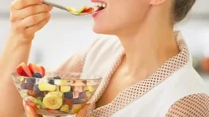 Natural Secrets to Prevent Premature Gray Hair with Vibrant Berries-2