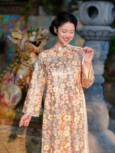 Han Hang radiates timeless grace in traditional Ao Dai after her journey into motherhood-3