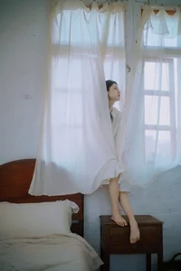 The Ethereal Elegance of Yi Zhi You Zi in Art Language Vol.8951-19