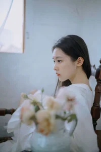 The Ethereal Elegance of Yi Zhi You Zi in Art Language Vol.8951-26