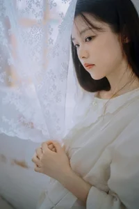 The Ethereal Elegance of Yi Zhi You Zi in Art Language Vol.8951-35