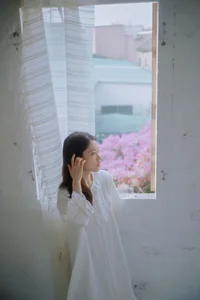 The Ethereal Elegance of Yi Zhi You Zi in Art Language Vol.8951-34