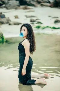 YiTuYu Vol.8760: Si Tu You Yi Zhi Mao – Alluring Mermaid Beauty by the Seashore-5