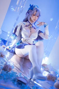 Stunning Wuthering Waves Camellia Cosplay by Hoshilily: A Red Floral Fantasy Photoshoot Featuring 31 High-Resolution Artistic Images-8