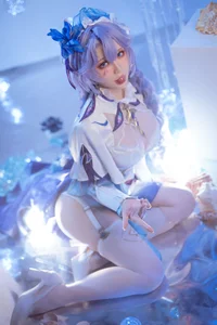 Stunning Wuthering Waves Camellia Cosplay by Hoshilily: A Red Floral Fantasy Photoshoot Featuring 31 High-Resolution Artistic Images-11