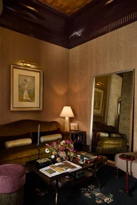 Top 2026 Living Room Trends: Discover Retro-Modern Interiors, Saturated Colors, and Sustainable Decor for a Personalized Home Space-0