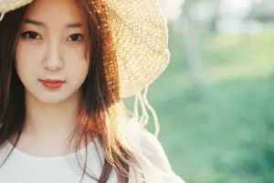 Xiao Ming Shines in Summer Sun: Pure Beauty of YiTuYu Vol.8801-5