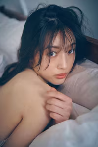 Captivating Misaki Jinbu in FLASH Digital Photo Book Vol.2 - Discover Her Natural Japanese Beauty-4