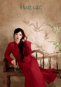 VGU No.192 Graceful Woman in Stunning Red Hanfu & Traditional Fan 1000024611-4