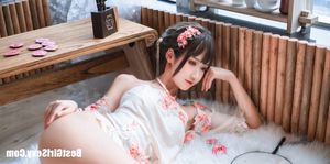 MTYH Vol.230 Charming Girl in Floral Bellyband Top - Beautiful Asian Girl Photo-9
