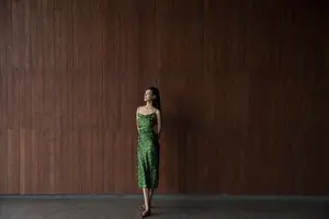 Chenaling CL: Urban Elegance in YiTuYu Vol.8814 – A Captivating Art Language Collection-32