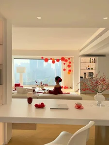 Modern Minimalist 135sqm Apartment Decor: Elegant Lunar New Year Styling with Traditional Red Accents and Open Space Design-7