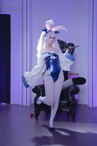 Dreamy Aesthetics: Coser lunananya as Laffey II from Azur Lane-1