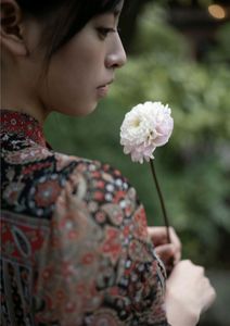 Riko Otsuki: Peaceful Moment, Exquisite Flower Arrangement Art - Yearing-5