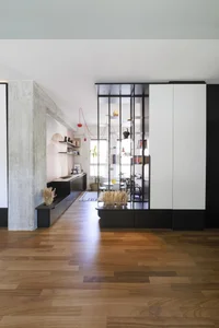 Milanese Minimalism: A Sun-Drenched 60m2 Apartment Redefined by Light and Iron Frames-5