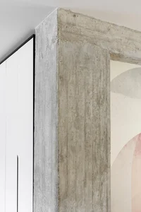 Milanese Minimalism: A Sun-Drenched 60m2 Apartment Redefined by Light and Iron Frames-13