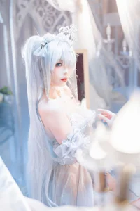 Stunning Nikke Cinderella Crystal Princess Cosplay by Xuan Xiao Xue Jie: High-Quality Goddess of Victory Photography and Anime Inspiration-39