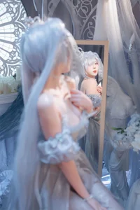 Stunning Nikke Cinderella Crystal Princess Cosplay by Xuan Xiao Xue Jie: High-Quality Goddess of Victory Photography and Anime Inspiration-17