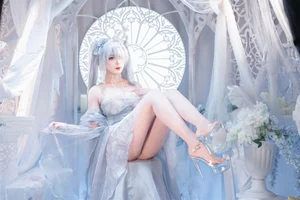 Stunning Nikke Cinderella Crystal Princess Cosplay by Xuan Xiao Xue Jie: High-Quality Goddess of Victory Photography and Anime Inspiration-18