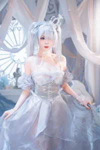 Stunning Nikke Cinderella Crystal Princess Cosplay by Xuan Xiao Xue Jie: High-Quality Goddess of Victory Photography and Anime Inspiration-10