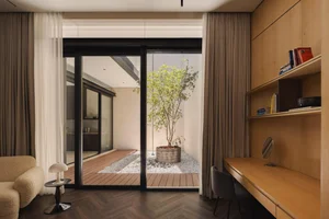 A Timeless Surabaya Sanctuary: Where Heritage Meets Modern Living for Four Generations-8