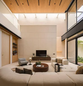 A Timeless Surabaya Sanctuary: Where Heritage Meets Modern Living for Four Generations-10