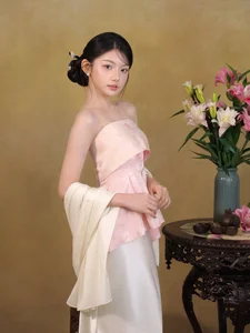 Beyond Mukbang: Quynh Truong’s Ethereal Transformation Into a Modern Muse-5