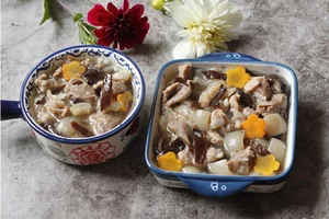 Authentic Vietnamese Jellied Pork Recipe: How to Make Crystal Clear Thit Dong for Lunar New Year Celebrations-7