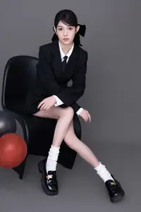 YiTuYu Art Language Vol.8708: Bai Le Hai Xiang Bai's Chic Elegance – Modern Feminine Style That Captivates-2