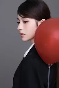 YiTuYu Art Language Vol.8708: Bai Le Hai Xiang Bai's Chic Elegance – Modern Feminine Style That Captivates-12