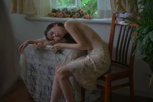 Elegant Indoor Portraiture: Cai Jing Fan in Art Language Vol.9304 – Aesthetic Private Room Photography Collection-4