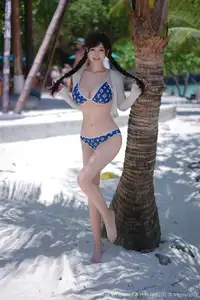 XiuRen No.10699: Xin Shang Ke Flora's Enchanting Tropical Beach Escape-32