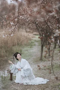 Elegant Black Fashion Portraiture: YiTuYu Art Language Vol.9142 Featuring Model Peng - 39 High-Quality Aesthetic Photography Captures-8