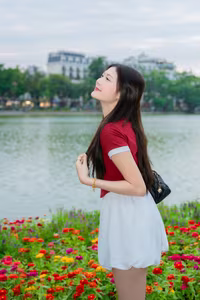 VGU No.42: Discover the Elegant Beauty of a Vietnamese Girl by a Vibrant Flower Lake-5