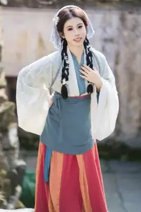 Cui Xiao Li: Alluring Traditional Charm in YiTuYu Vol.8774-5