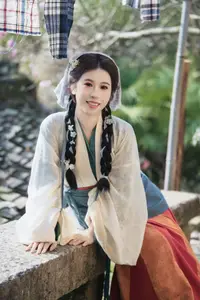Cui Xiao Li: Alluring Traditional Charm in YiTuYu Vol.8774-6