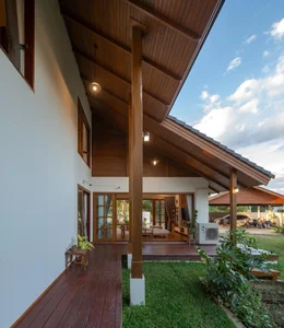 The Art of Slow Living: A Modern Sloped Roof Sanctuary to Witness All Four Seasons-6