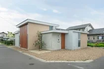 The Art of Slow Living: A Modern Sloped Roof Sanctuary to Witness All Four Seasons-14