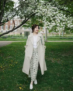 Top stylish jackets to pair with skirts for a perfect and chic look-7