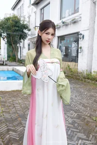 Ethereal Elegance: Capturing the Timeless Grace of Yin Tian Tian Sunny in Shanghai-27