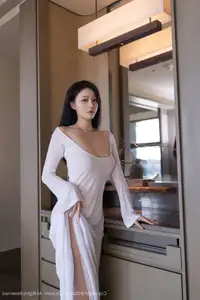 An Ran's Elegant White Dress XiuRen No.10747 Captivating Serenity in Natural Light.-9