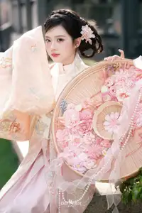 Pink Grace - Captivating Elegant Asian Traditional Beauty-11