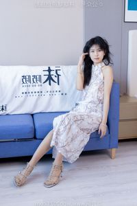 BoBoSocks Chinese Model No536: Elegant Style with Dress and High Heels-7