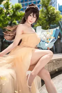 Coser Hane Ame Shines in Her 2025 Birthday Dress Captivating Elegance and Alluring Charm!-4