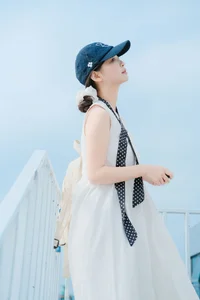 Elegant Summer Romance and Ethereal Portrait Photography: YiTuYu Art Language Vol.9370 Featuring Ai Pai Ce Lian De Xiao Xiang-8