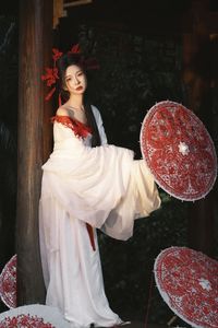 YiTuYu Vol.8303: Shi Mian Mian Bao Xie Captures Traditional Asian Elegance-20