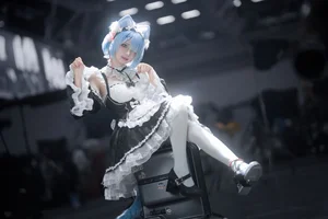 Dreamy Rem Cosplay by Coser Hana at Firefly Festival Part02-11