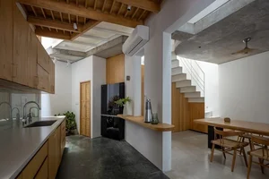 A Hanoi house in a narrow alley filled with natural light and ventilation-8